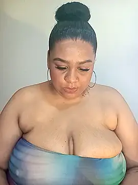 BiancaFollerach online show from 10-17-25, 12:08