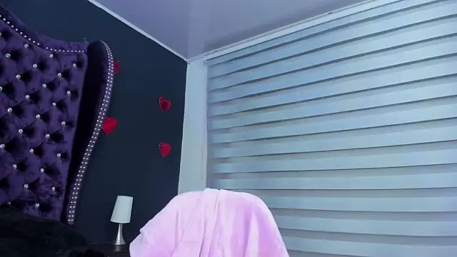 perla7777 online show from 02-22-25, 03:45