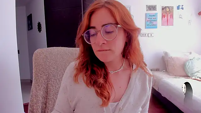 linda giggle online show from 12-11-24, 04:42