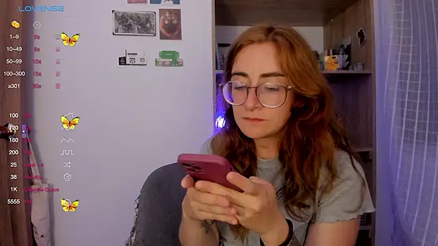 linda giggle online show from 02-11-25, 02:46