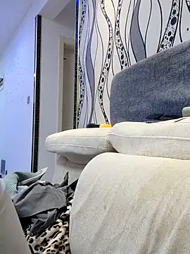 guozuo online show from 04-14-26, 02:01