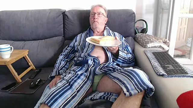 Nudelschwanz online show from 04-01-26, 01:01