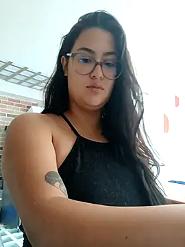 Snapshot of ZabathMiller chatting on 09-22-25, 02:08 ZabathMiller online show from 09-22-25, 02:08