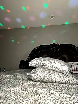 ThickAssRena online show from 10-05-25, 07:07