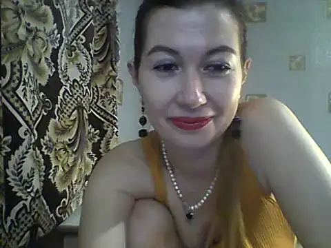 Snapshot of Olesja chatting on 12-17-24, 10:32 Olesja online show from 12-17-24, 10:32