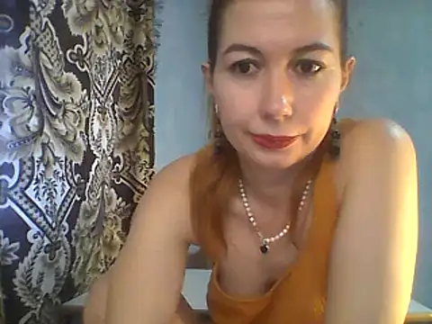 Snapshot of Olesja chatting on 02-16-25, 03:05 Olesja online show from 02-16-25, 03:05
