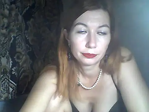 Snapshot of Olesja chatting on 10-10-25, 05:23 Olesja online show from 10-10-25, 05:23
