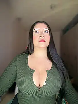 cami ortiz   online show from 08-02-26, 09:24