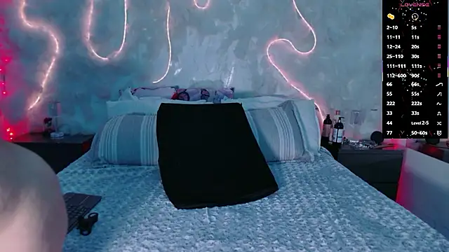 emmajohnss online show from 03-07-26, 03:47