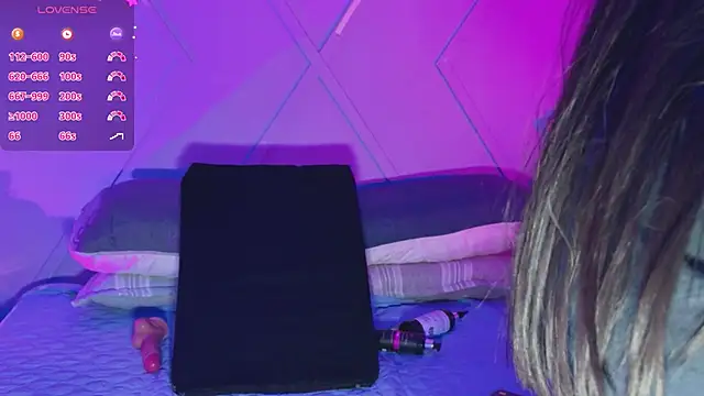 emmajohnss online show from 06-05-26, 06:52