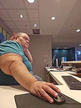 Hornybbw1978 online show from 07-02-26, 05:46