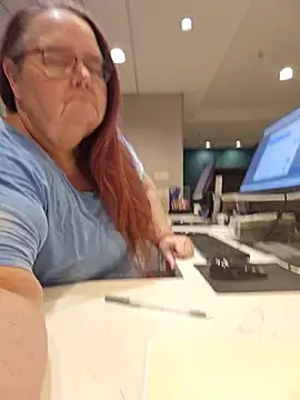 Hornybbw1978 online show from 08-06-26, 06:15