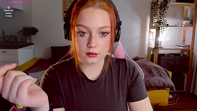 Sofy Benson online show from 09-17-25, 08:27