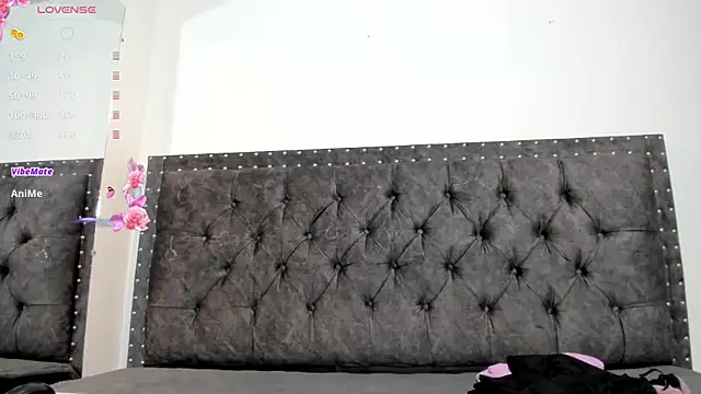 Dounia nagi online show from 12-21-24, 04:57