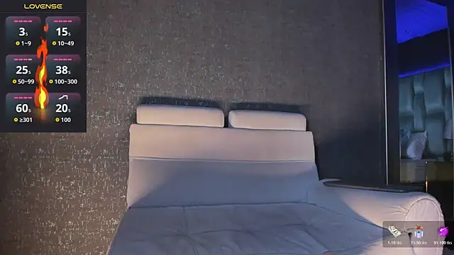 MarkWalker   online show from 11-11-25, 09:31