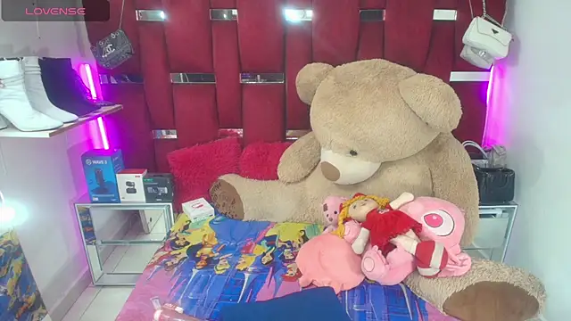 Ginna doll online show from 06-05-26, 06:35
