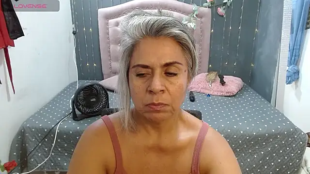 Snapshot of lalisha_96 chatting on 07-23-26, 01:58 lalisha 96 online show from 07-23-26, 01:58