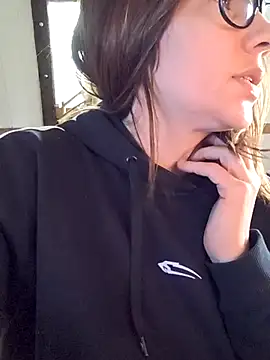 Snapshot of Lina_lou4 chatting on 03-13-25, 09:21 Lina lou4 online show from 03-13-25, 09:21