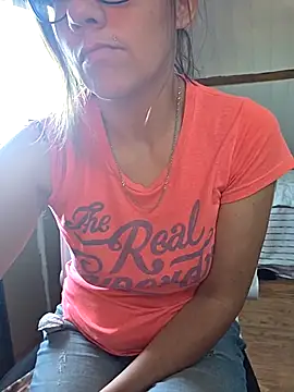 Snapshot of Lina_lou4 chatting on 09-29-25, 03:17 Lina lou4 online show from 09-29-25, 03:17