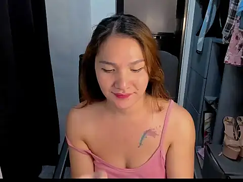 Snapshot of soooooANGEL chatting on 09-26-25, 02:48 soooooANGEL online show from 09-26-25, 02:48