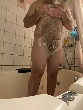 Snapshot of mpowerintime chatting on 02-18-25, 09:31 mpowerintime online show from 02-18-25, 09:31