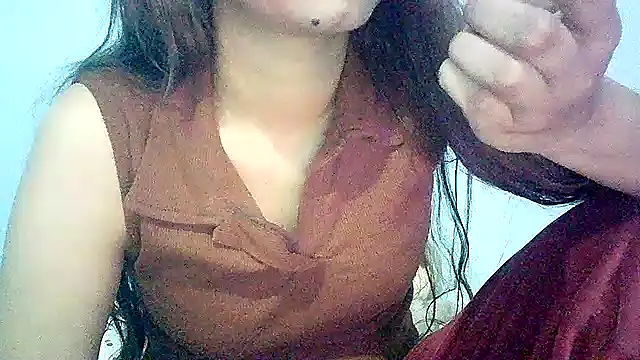 lovelydesi21 online show from 01-31-25, 07:40