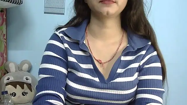 lovelydesi21 online show from 10-07-25, 09:39