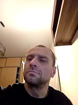 Roman0798 online show from 12-16-25, 06:29