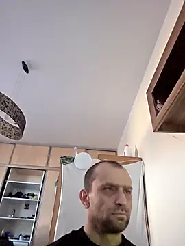 Roman0798 online show from 12-18-25, 11:38