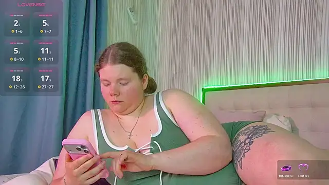 RubyValen online show from 07-17-26, 01:23