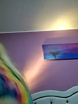 VictoriaMiami online show from 01-11-25, 11:02