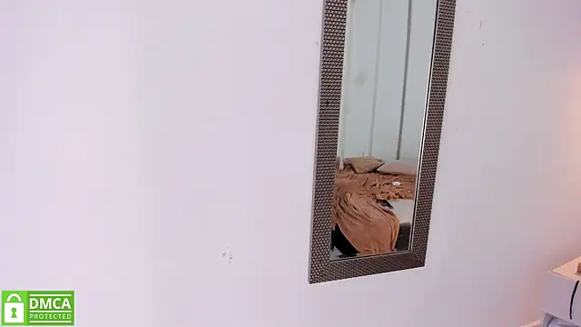 Snapshot of sexychanell_18 chatting on 01-17-25, 06:44 sexychanell 18 online show from 01-17-25, 06:44