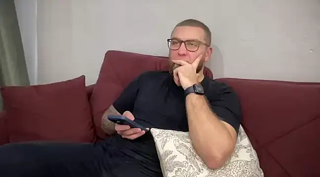 Bear bear  online show from 01-24-25, 12:20