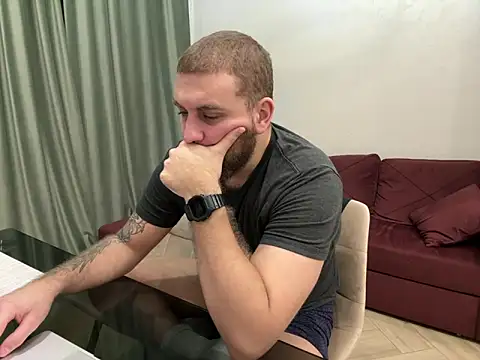 Bear bear  online show from 03-10-25, 10:55