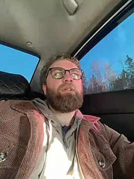 Snapshot of Bear_bear_ chatting on 05-02-26, 02:44 Bear bear online show from 05-02-26, 02:44