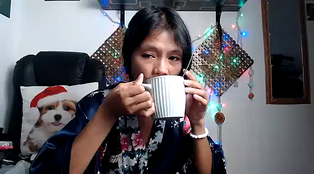Asexycook4Ubananas online show from 12-17-24, 01:38