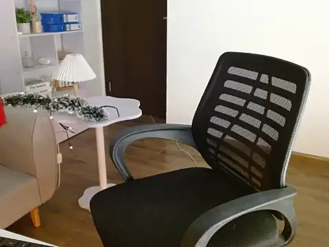  eochanghy  online show from 12-23-24, 04:50