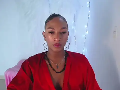 Snapshot of samy_doll chatting on 04-18-26, 02:48 samy doll online show from 04-18-26, 02:48