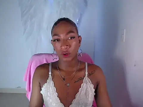 Snapshot of samy_doll chatting on 04-28-26, 02:49 samy doll online show from 04-28-26, 02:49