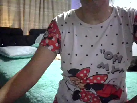 Snapshot of RAYA_1 chatting on 12-13-24, 12:31 RAYA 1 online show from 12-13-24, 12:31