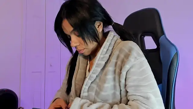 Snapshot of victoriachicas chatting on 01-16-25, 10:10 victoriachicas online show from 01-16-25, 10:10