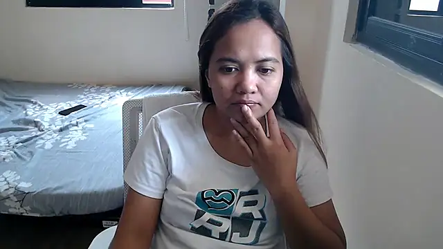 Snapshot of xTheLastVIRGINx chatting on 09-15-25, 05:40 xTheLastVIRGINx online show from 09-15-25, 05:40