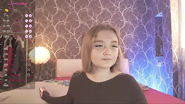 MiaMiaMeow online show from 04-10-26, 03:28