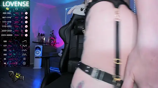 RachelQueen  online show from 12-22-24, 12:05