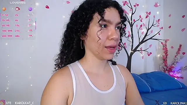 Snapshot of Karolina_1 chatting on 07-06-26, 03:03 Karolina 1 online show from 07-06-26, 03:03