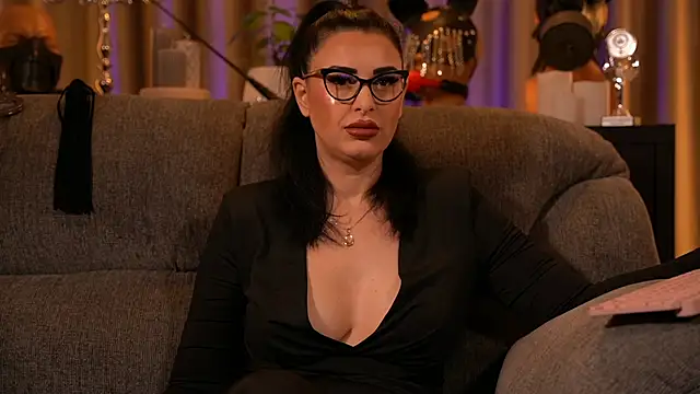 Snapshot of kelly_kent chatting on 10-27-25, 11:09 kelly kent online show from 10-27-25, 11:09