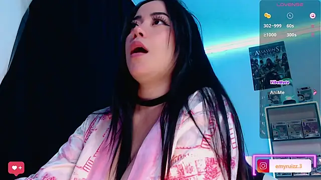 Emmy Ruiz online show from 02-14-25, 01:34