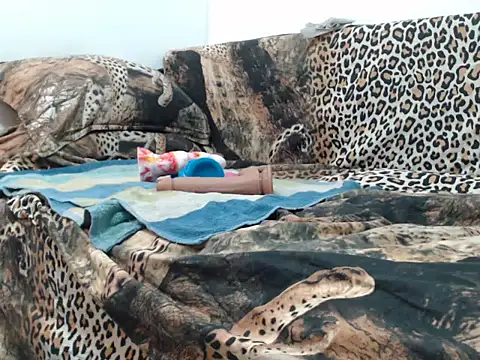 0anal21 online show from 10-02-25, 05:53