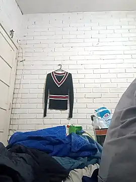 valeriaswang Lucas online show from 04-23-26, 08:44