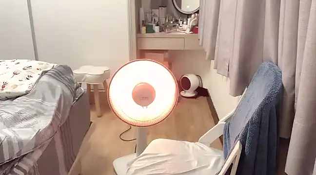 tw yaya online show from 12-23-24, 01:56